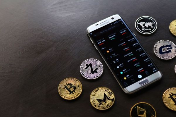 Guide efficace pour lancer votre cryptomonnaie : 5 étapes